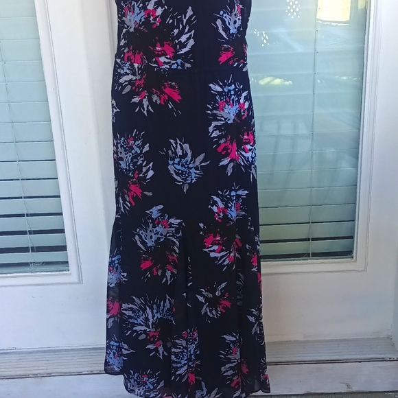 Banana Republic Long Dress - Picture 3 of 9